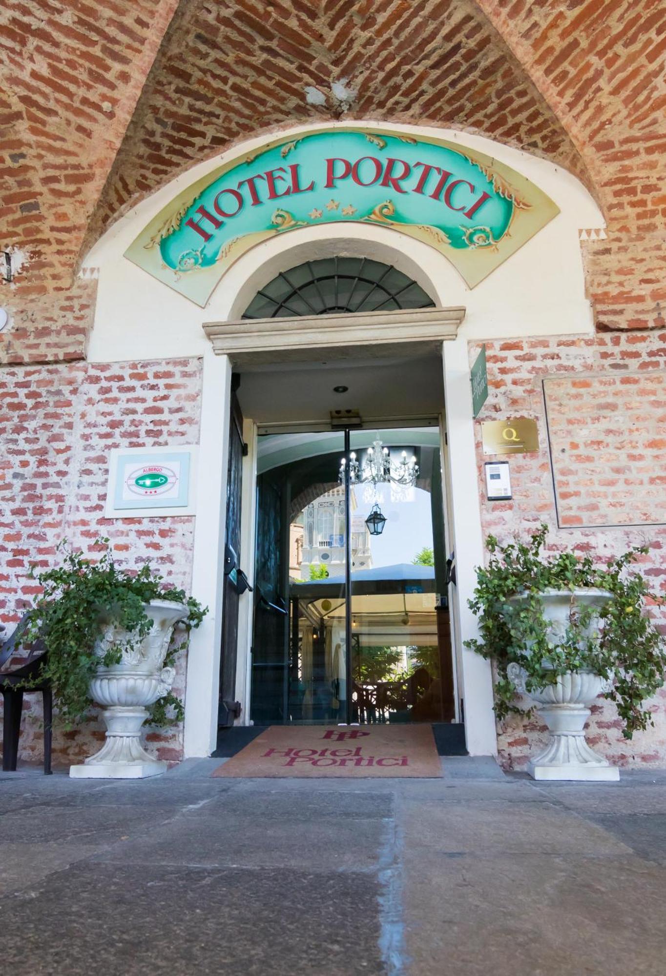 Vicoforte Hotel Portici מראה חיצוני תמונה